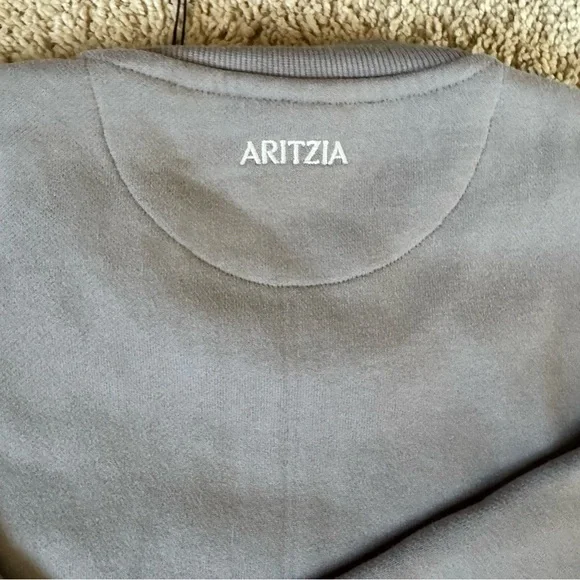 Women’s Sweatfleece Medium turner Taupe NWT - Picture 3 of 7